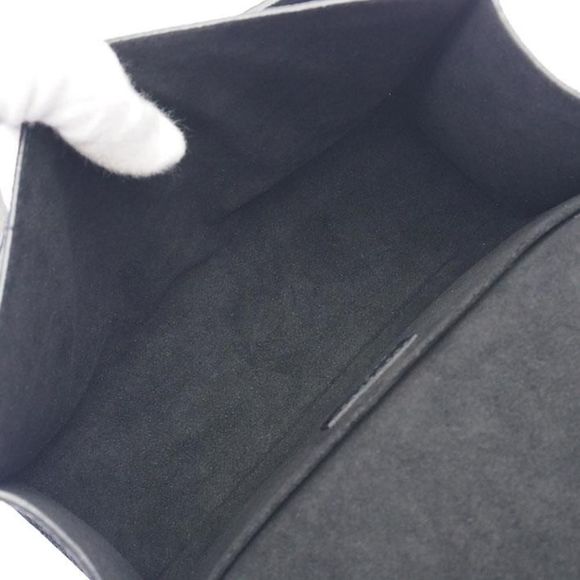 Louis Vuitton My LockMe BB Shoulder Bag Black - Picture 3 of 7